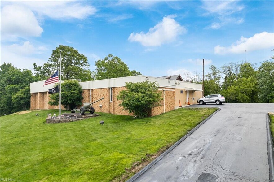6483 State Rd, Parma, OH à vendre - Photo de l’immeuble – Image 3 sur 23