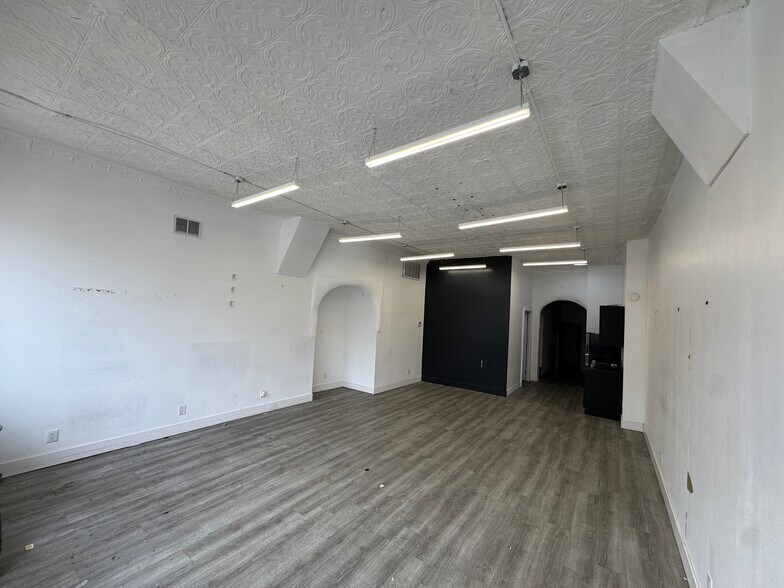 2204 E Carson St, Pittsburgh, PA à louer - Photo de l’immeuble – Image 2 sur 9
