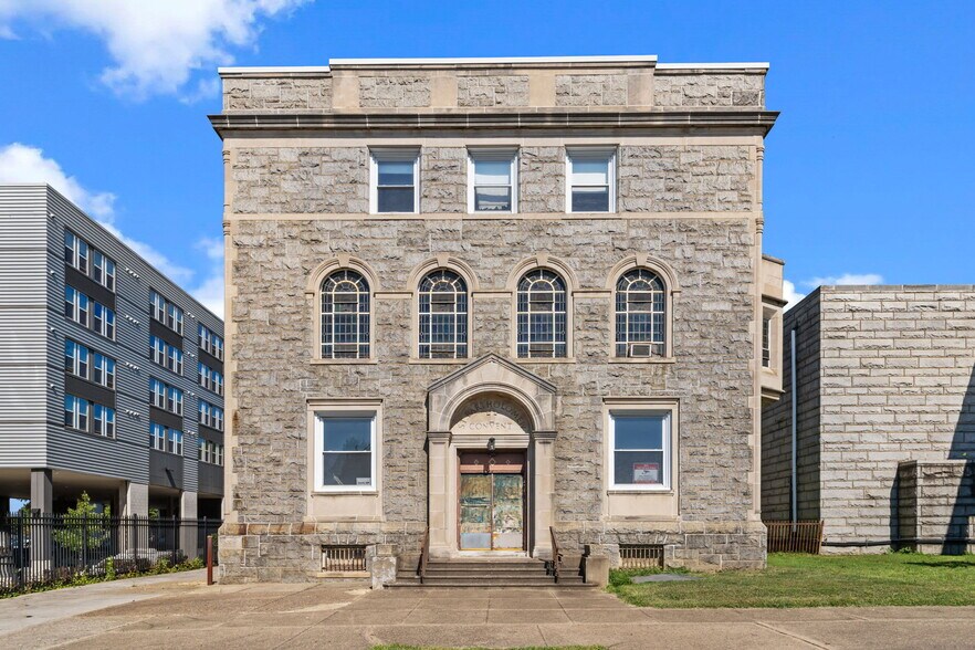 5520 Harbison Ave, Philadelphia, PA à vendre - Photo de l’immeuble – Image 1 sur 24