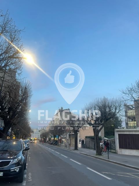 Local commercial dans Montreuil à louer Aérien– Image 1 sur 3