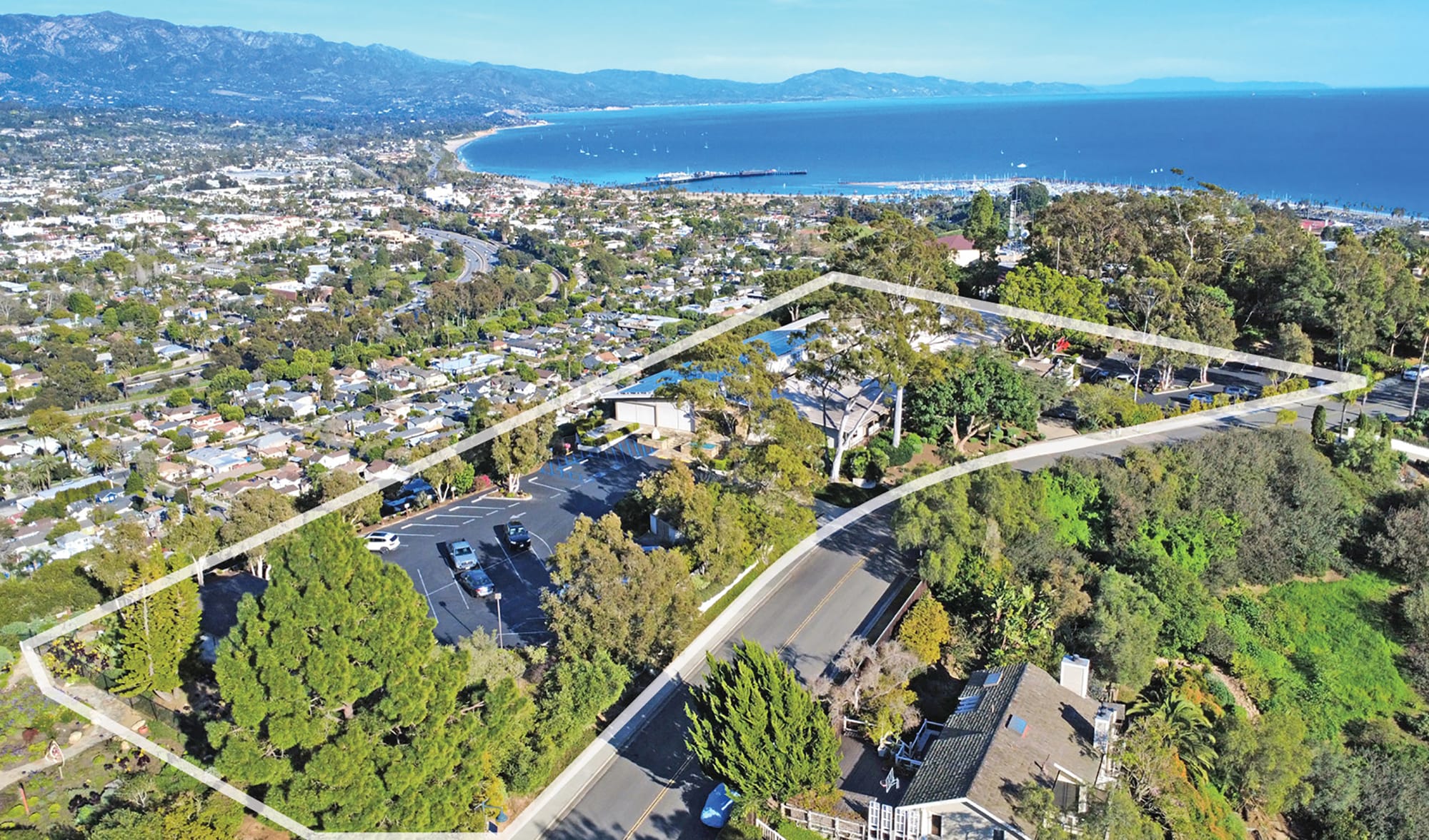 800 Miramonte Dr, Santa Barbara, CA à louer Aérien– Image 1 sur 6