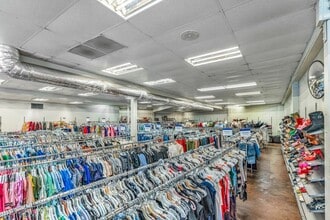 12341 San Pablo Ave, Richmond, CA à louer Photo intérieure– Image 2 sur 5