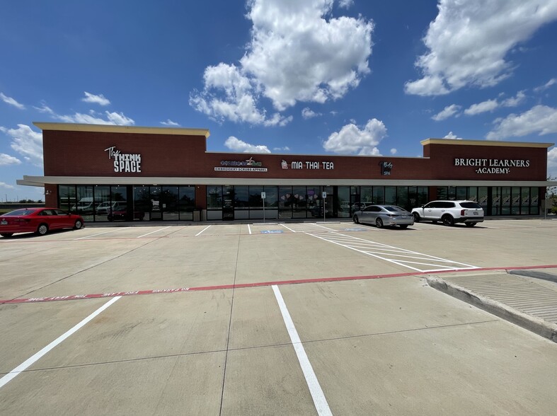 3220 Kirby Dr, Pearland, TX à louer - Photo principale – Image 1 sur 9