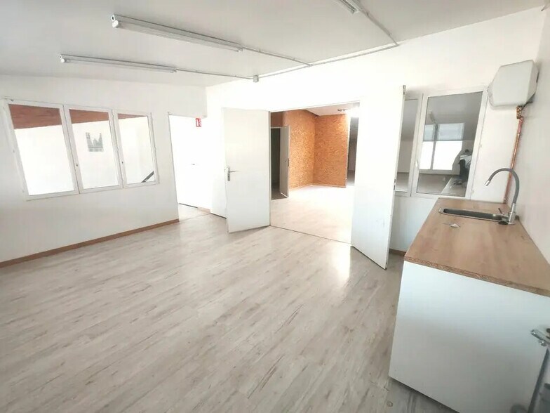 Industriel/Logistique dans Cormontreuil à louer - Photo intérieure – Image 3 sur 3