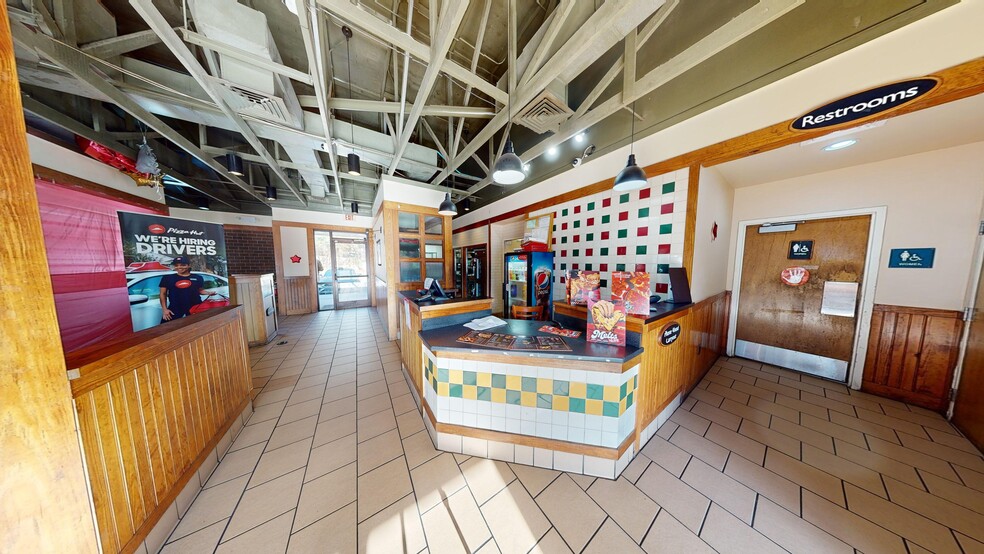 2205 Veterans Blvd, Dublin, GA à louer - Photo de l’immeuble – Image 1 sur 11