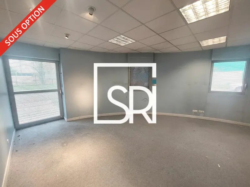 Bureau dans Clermont-Ferrand à vendre Photo intérieure– Image 1 sur 13