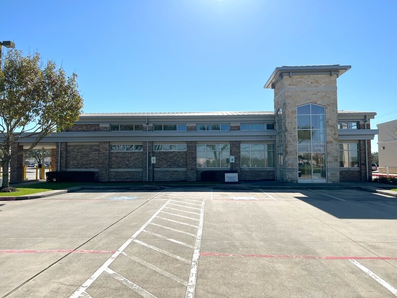 5940 Fairmont Pky, Pasadena, TX à vendre - Photo de l’immeuble – Image 1 sur 5