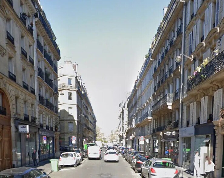 Local commercial dans Paris à louer - Photo de l’immeuble – Image 2 sur 4