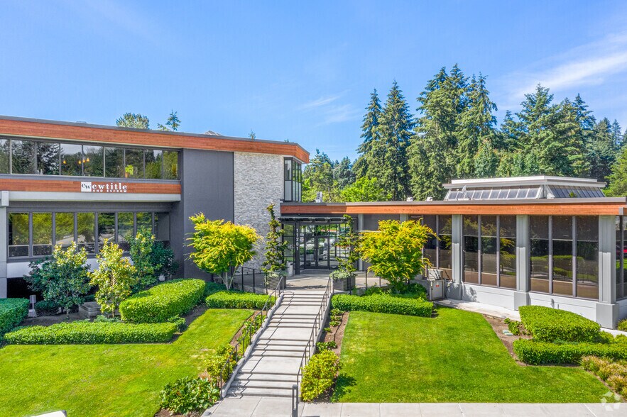 11201 Se 8th St, Bellevue, WA à louer - Photo de l’immeuble – Image 1 sur 4