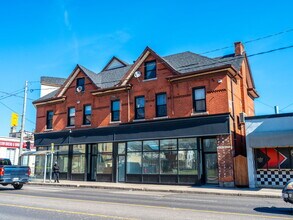 675-679 Barton St E, Hamilton, ON à louer Photo de l’immeuble– Image 1 sur 20