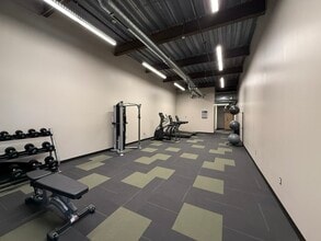 220 SW 9th St, Des Moines, IA à louer Photo intérieure– Image 1 sur 19