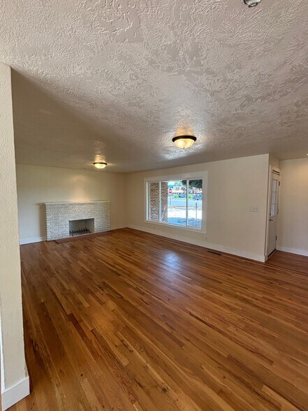 6604 W Overland Rd, Boise, ID à vendre - Photo intérieure – Image 3 sur 7