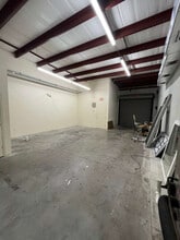 1525 NW 3rd St, Deerfield Beach, FL à louer Photo intérieure– Image 2 sur 3