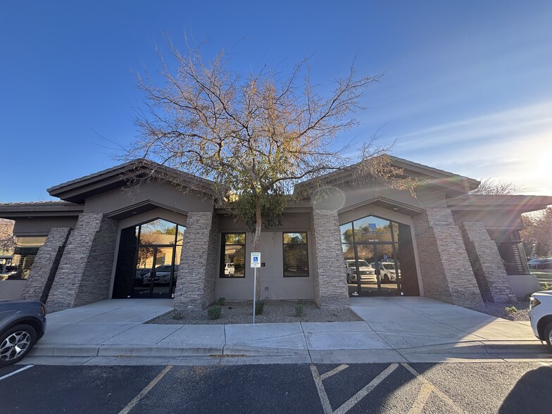3048 E Baseline Rd, Mesa, AZ à louer - Photo de l’immeuble – Image 1 sur 18