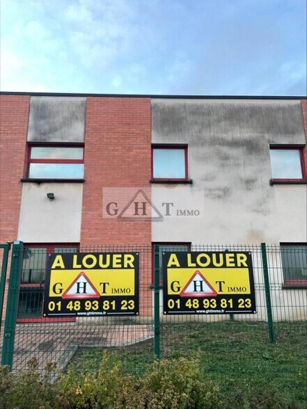 Bureau dans Mitry-Mory à louer - Photo de l’immeuble – Image 1 sur 4