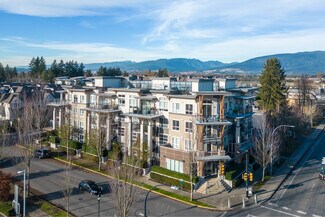 Plus de détails pour 12409 Harris Rd, Pitt Meadows, BC - Logement à vendre