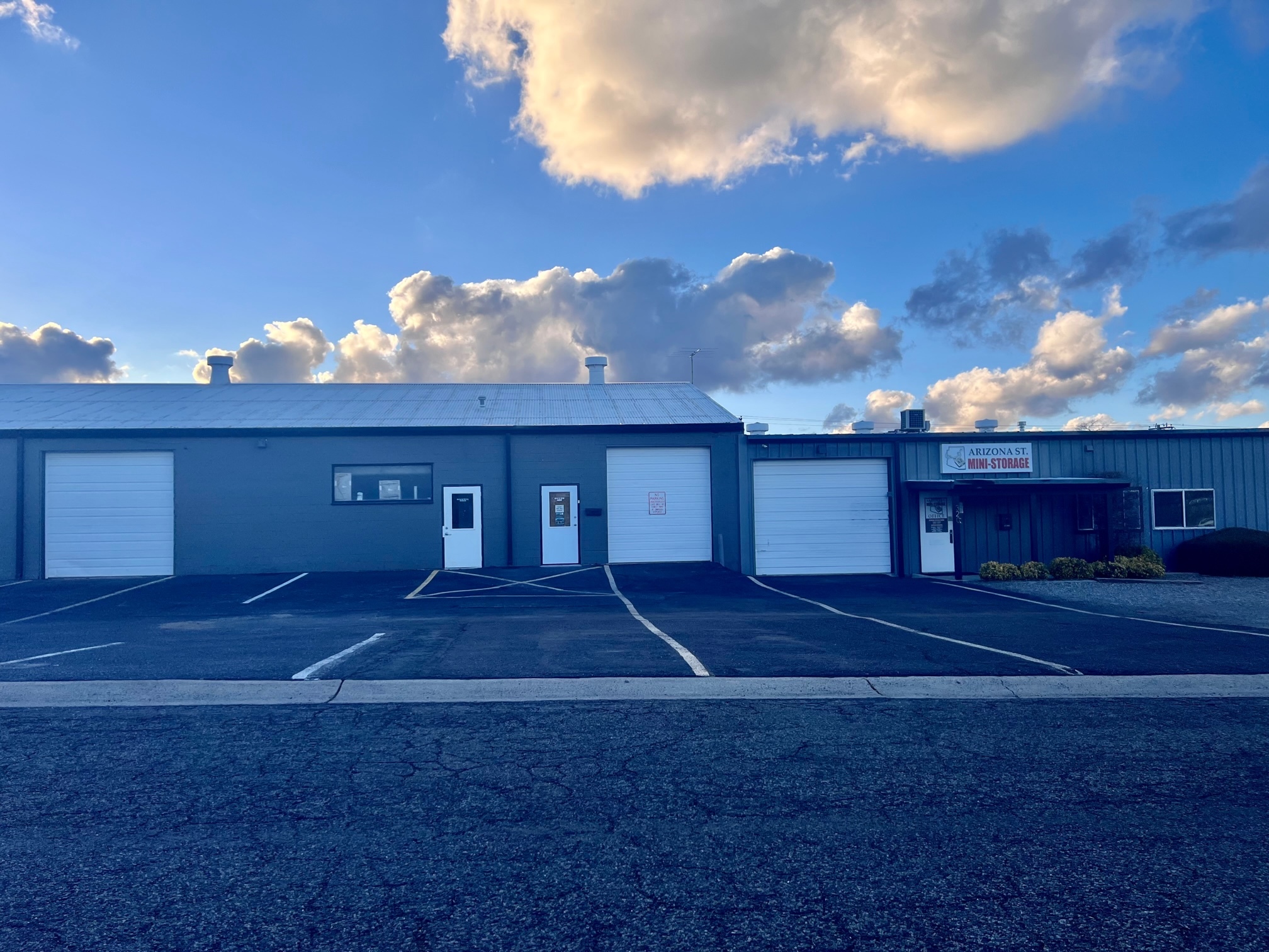 320 N Arizona Ave, Prescott, AZ à louer Photo principale– Image 1 sur 22