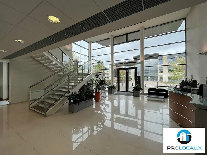 Bureau dans Serris à louer - Photo de l’immeuble – Image 2 sur 12