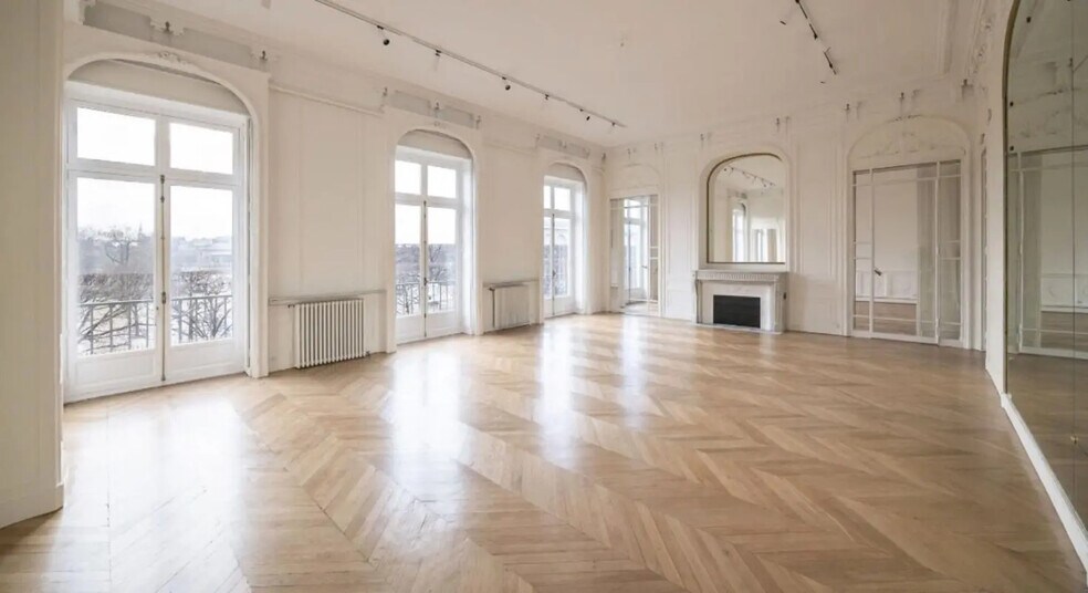 Bureau dans Paris à louer - Photo de l’immeuble – Image 2 sur 10