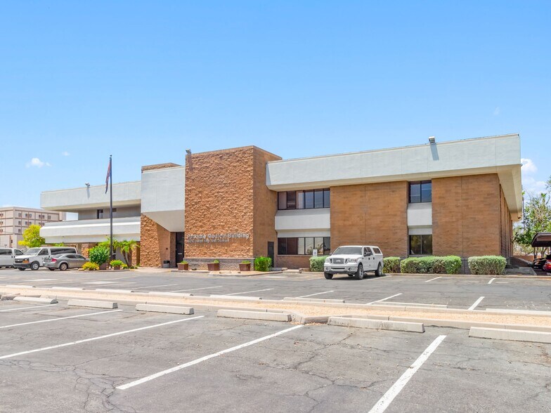 4616 N 51st Ave, Phoenix, AZ à vendre - Photo principale – Image 1 sur 2