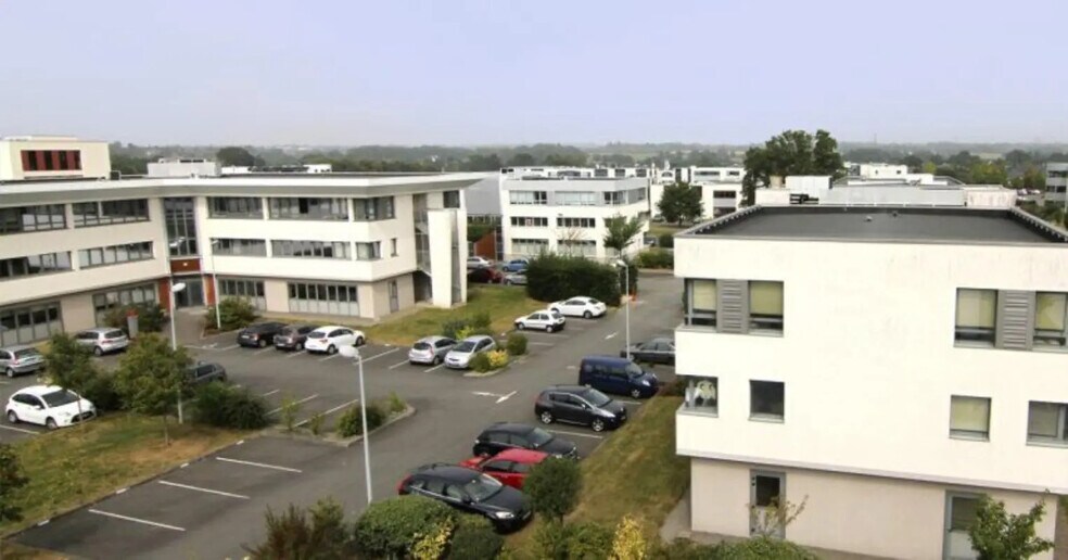 Bureau dans Saint-Grégoire à vendre - Photo de l’immeuble – Image 1 sur 4