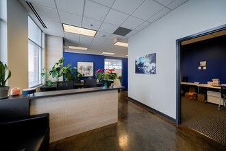2201 South Blvd, Charlotte, NC à louer Photo de l’immeuble– Image 1 sur 6