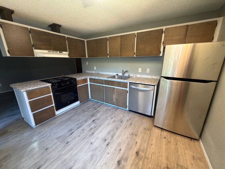 3690 Jackson Ave SE, Port Orchard, WA à vendre - Photo de l’immeuble – Image 2 sur 5
