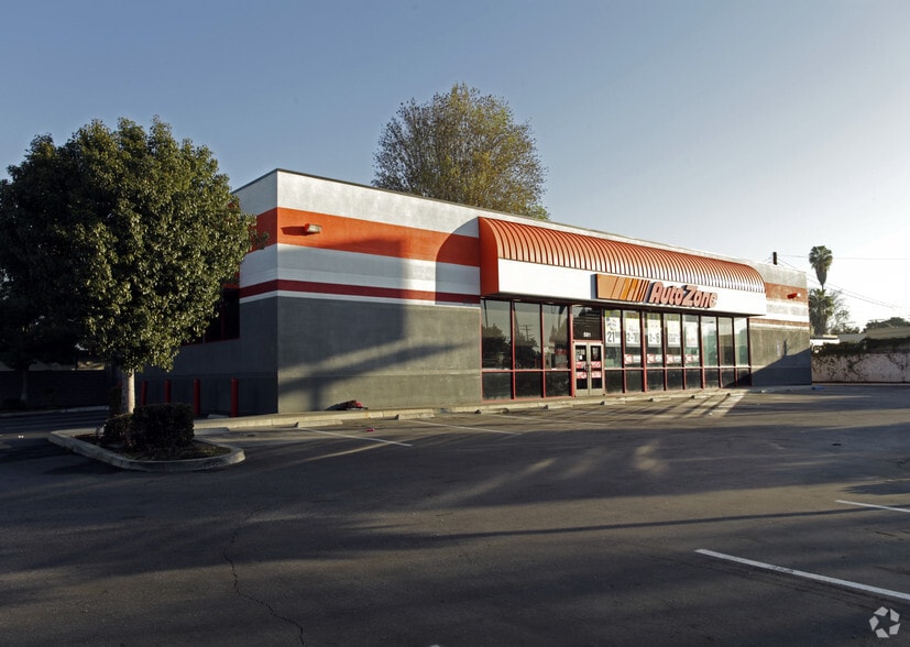 501 E Holt Ave, Pomona, CA à louer - Photo de l’immeuble – Image 3 sur 3