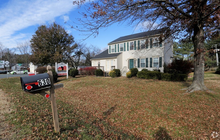 630 Garrisonville Rd, Stafford, VA à vendre - Photo de l’immeuble – Image 2 sur 12