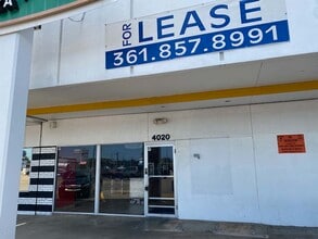 3800-4060 S Staples St, Corpus Christi, TX à louer Photo intérieure– Image 1 sur 1