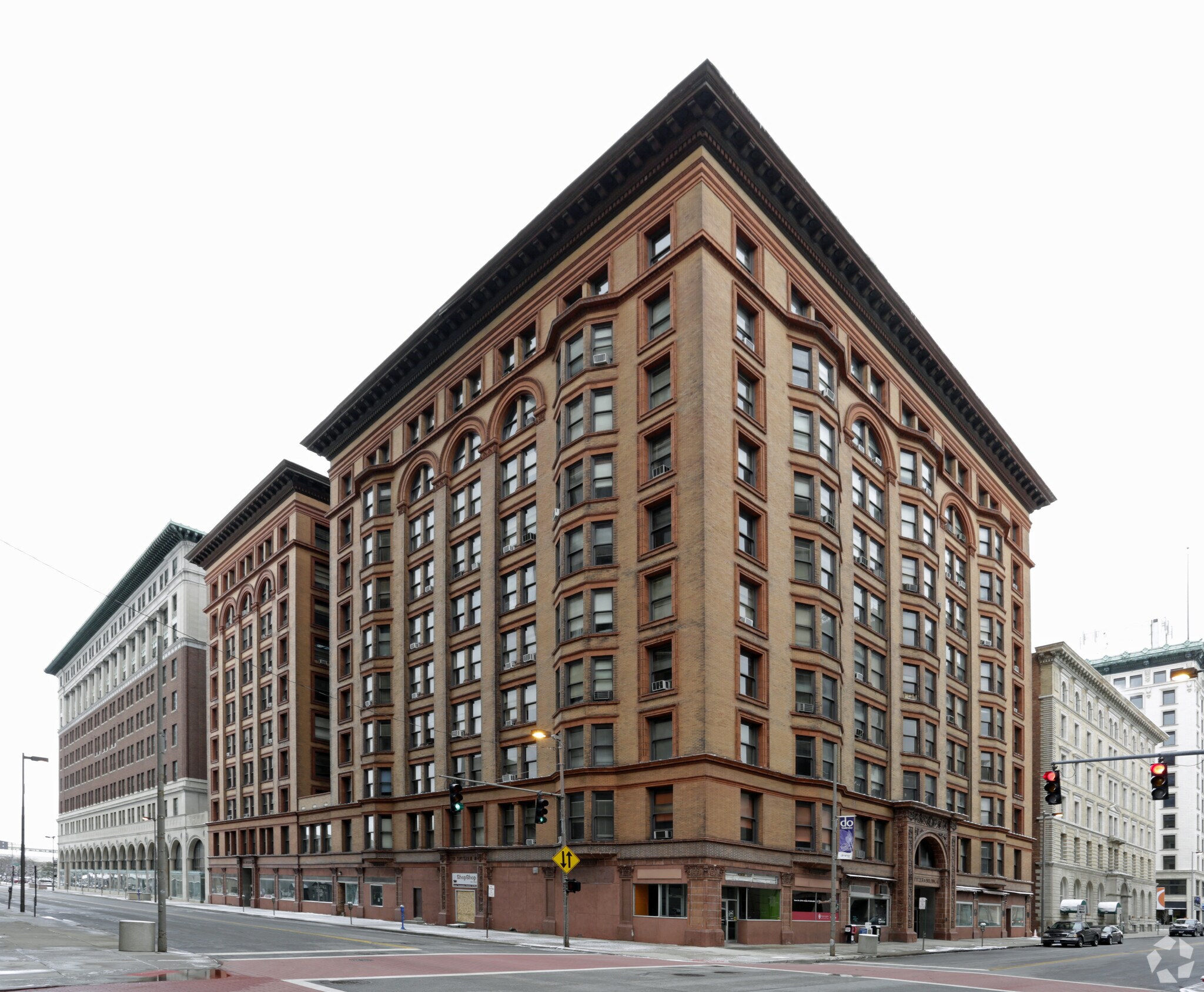 518-520 Madison Ave, Toledo, OH à louer Photo de l’immeuble– Image 1 sur 6