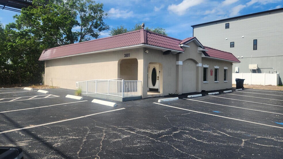 3801 S West Shore Blvd, Tampa, FL à vendre - Photo de l’immeuble – Image 1 sur 3