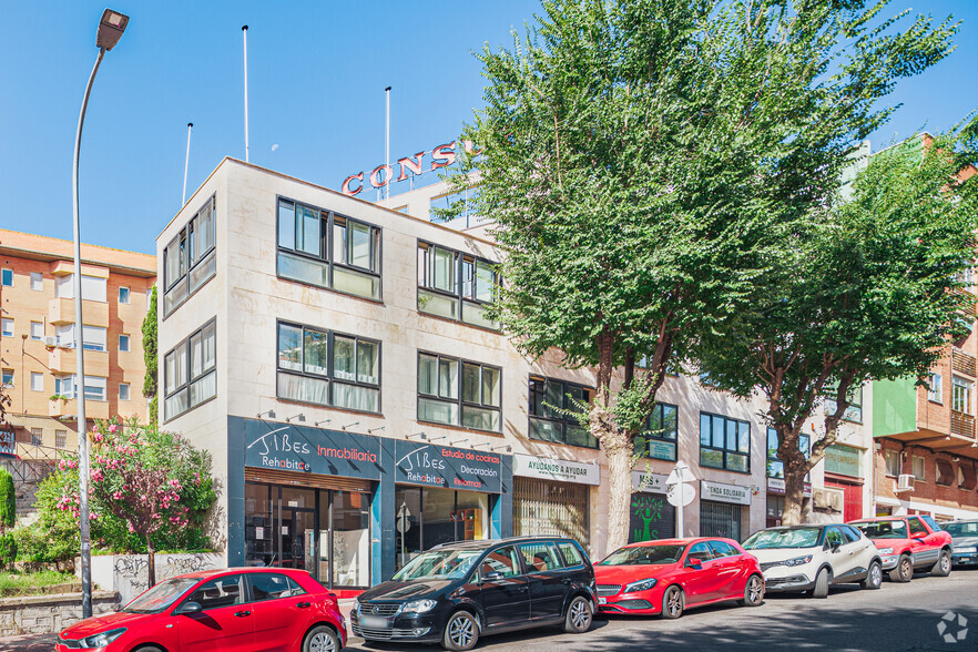 Calle Doctor Fleming, 6, San Sebastián de los Reyes, Madrid à louer - Photo de l’immeuble – Image 3 sur 3