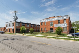 Plus de détails pour 1131 Commerce St, Petersburg, VA - Logement à vendre