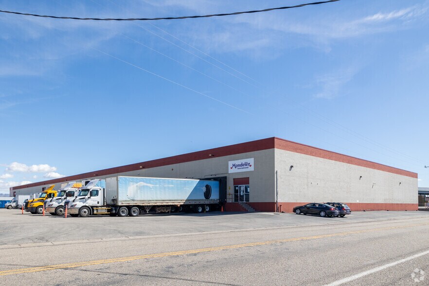 865-955 W Amity Rd, Boise, ID à vendre - Photo principale – Image 1 sur 14