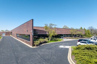 Plus de détails pour 800 E Business Center Dr, Mount Prospect, IL - Industriel/Logistique à vendre