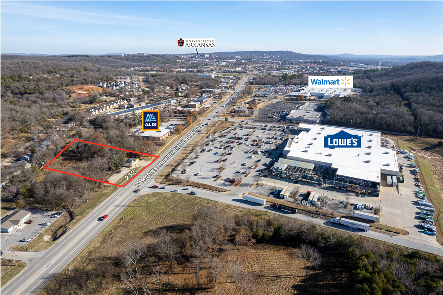 3300 Martin Luther King Jr Blvd, Fayetteville, AR à vendre - Photo de l’immeuble – Image 1 sur 6