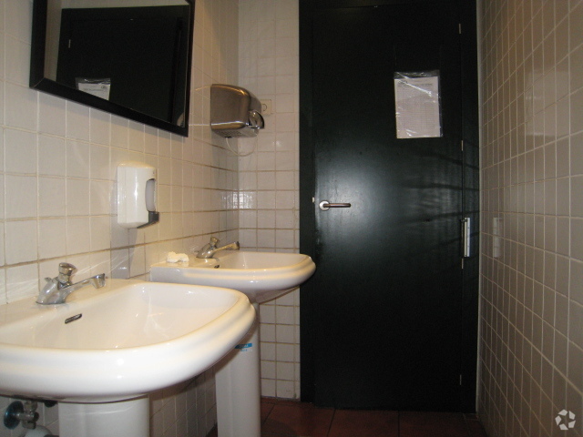 View Photo