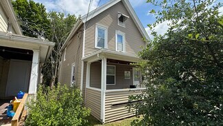 Plus de détails pour 56 1/2 Leroy St, Binghamton, NY - Logement à vendre