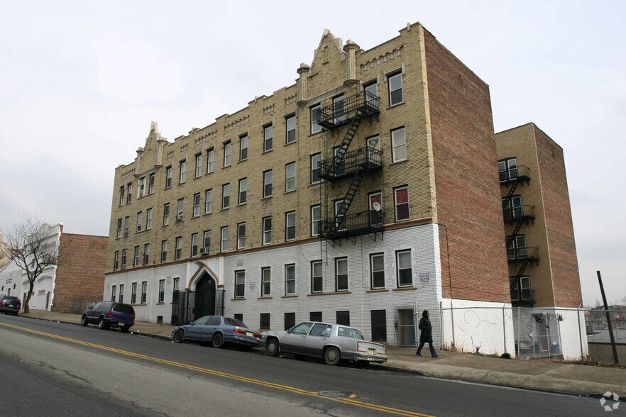 778-784 Martin Luther King Jr Blvd, Newark, NJ à vendre - Photo principale – Image 1 sur 2