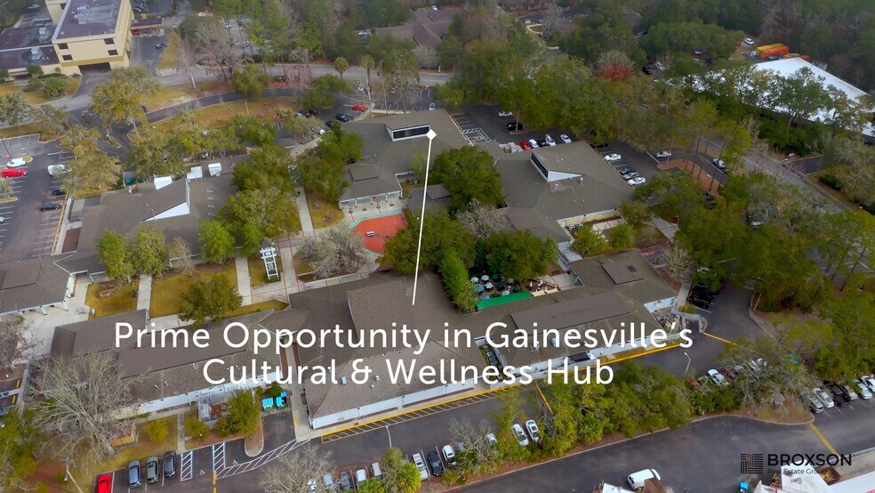 2441 NW 43rd St, Gainesville, FL à vendre - Vidéo sur l’annonce professionnelle – Image 1 sur 41