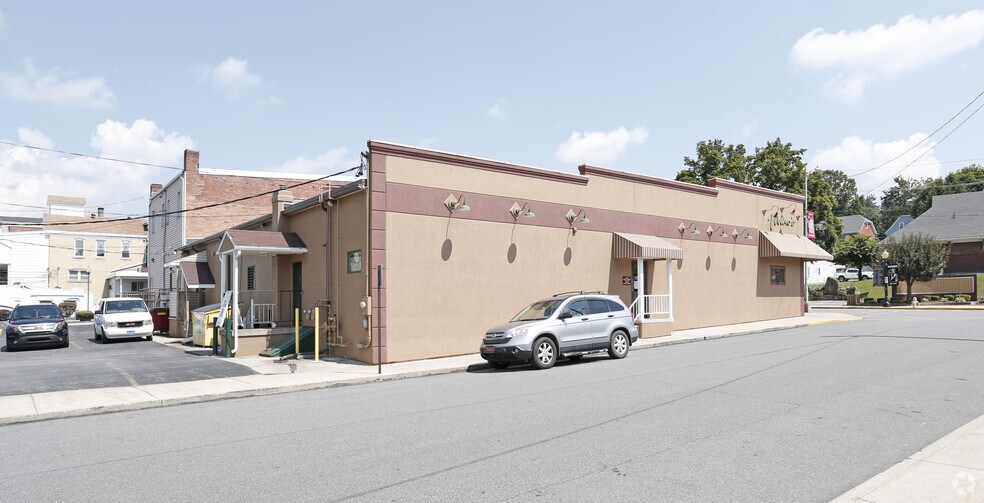 1328-1332 Graham Ave, Windber, PA à vendre - Photo de l’immeuble – Image 2 sur 2