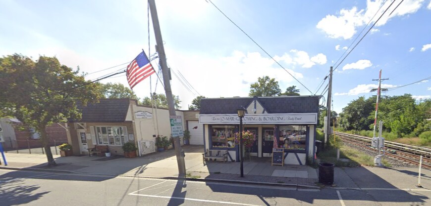 1 Covert Ave, Floral Park, NY à vendre - Photo de l’immeuble – Image 2 sur 11