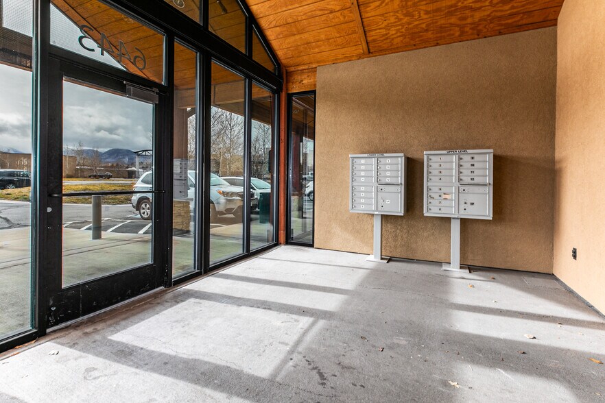 6443 N Business Park Loop Rd, Park City, UT à louer - Photo de l’immeuble – Image 3 sur 3