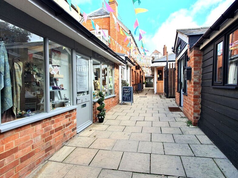 Market Pl, Wantage à louer - Photo de l’immeuble – Image 2 sur 4