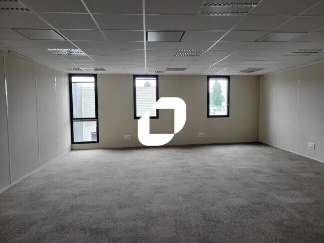 Plus de détails pour Bureau à louer