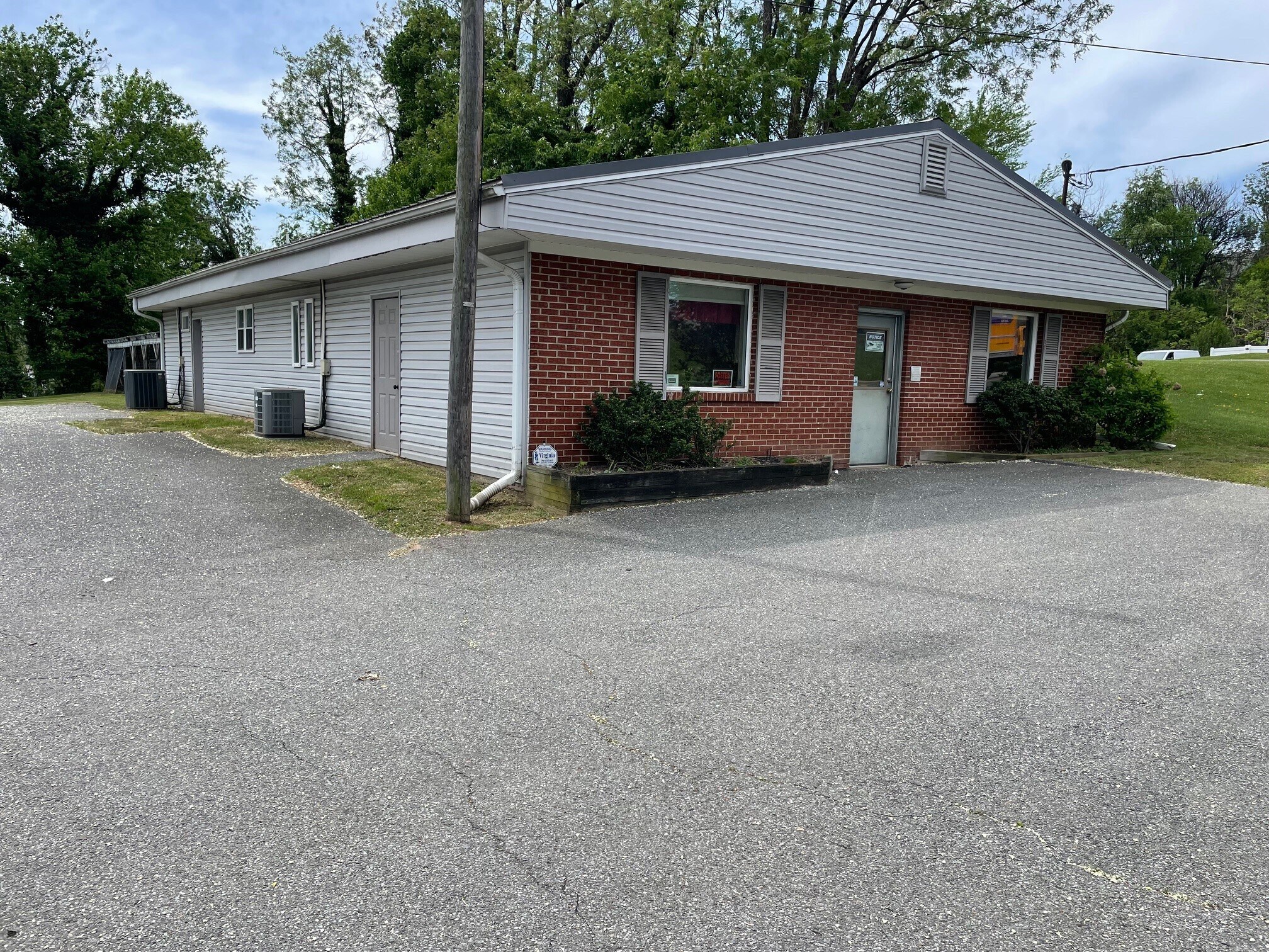 1818 Memorial Ave, Lynchburg, VA à vendre Photo principale– Image 1 sur 9