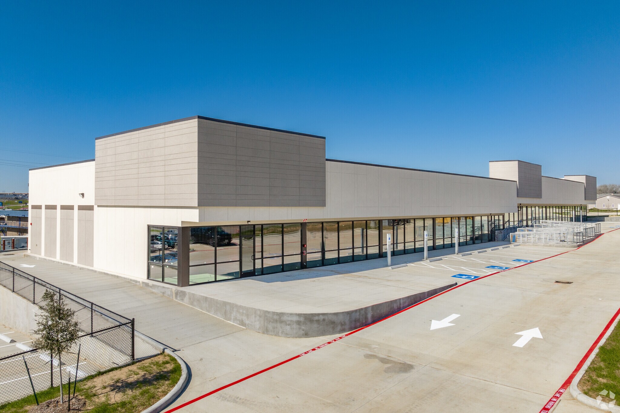 2600 Becker Dr, Brenham, TX à louer Photo principale– Image 1 sur 16