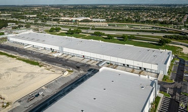 1720-1738 NW 215th St, Miami Gardens, FL - Vue aérienne  vue de carte - Image1
