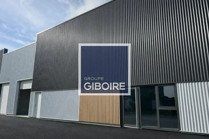 Industriel/Logistique dans La Mézière à louer - Photo de l’immeuble – Image 2 sur 10